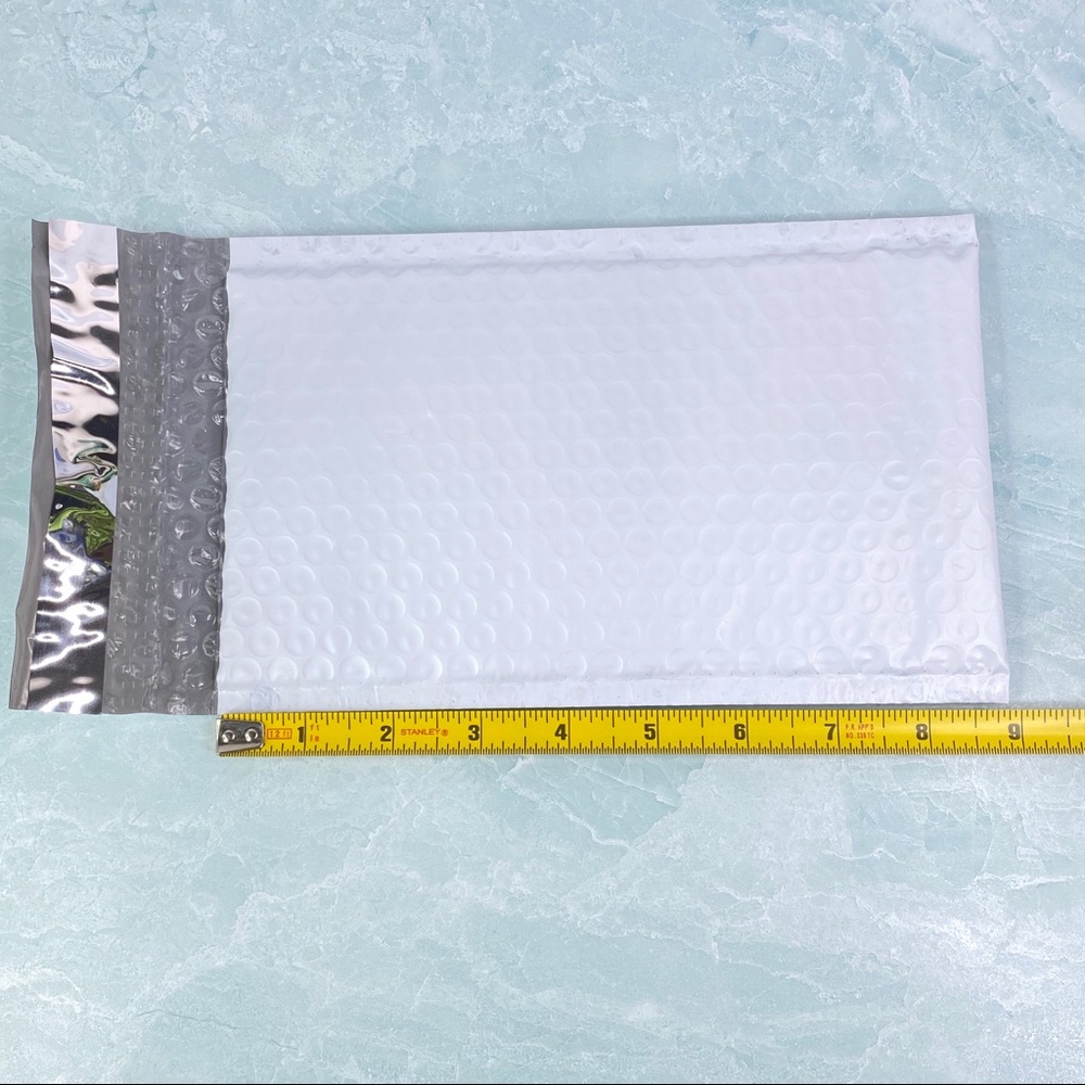CLEARANCE 25 5X10 White Bubble Mailers - Picture 5 of 7